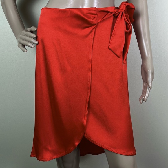 NEW NONCHALANT THE LABEL ORANGE WRAP MINI SKIRT - Picture 2 of 8